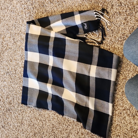 Fabfitfun - Picture 3 of 4